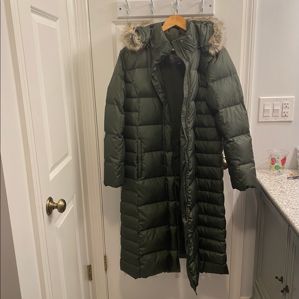 Eddie Bauer size XL - zipper and buttons, fleece on the inside.